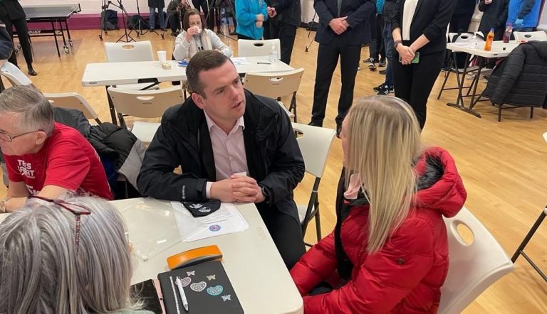 Douglas Ross and Nicola Sturgeon meet at Glasgow recovery group - Featured Image